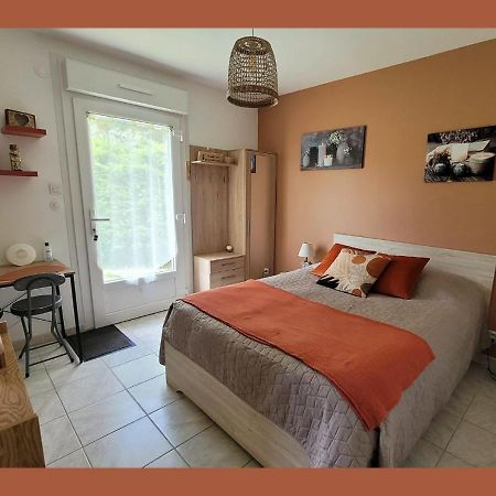 Vivre Benaise Chambre D'Hotes Chaunac Luaran gambar