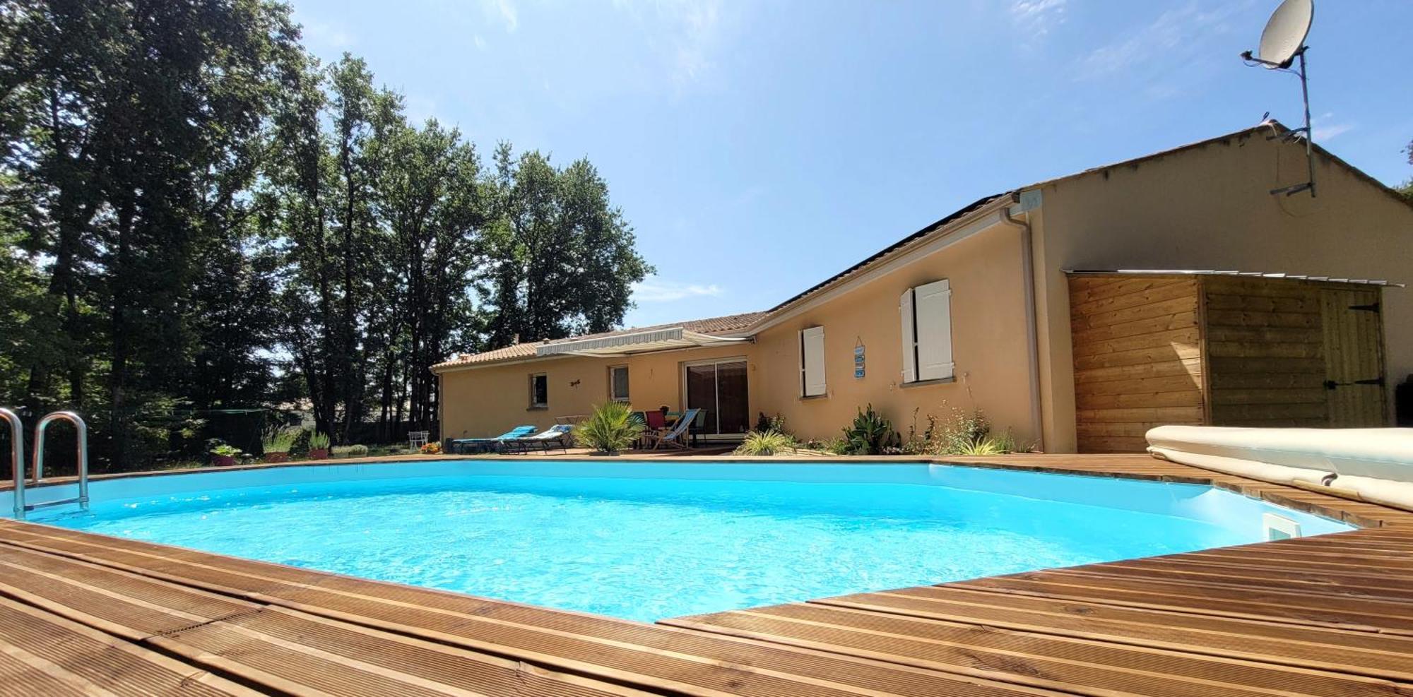 Vivre Benaise Chambre D'Hotes Chaunac Luaran gambar