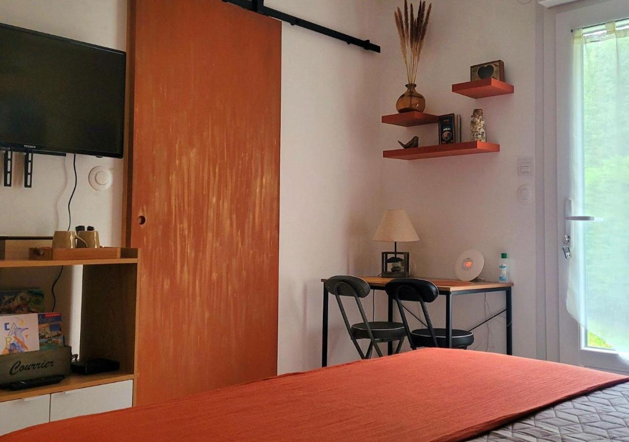 Vivre Benaise Chambre D'Hotes Chaunac Bilik gambar